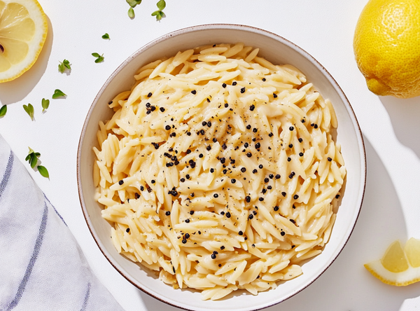 Romige Garlic Pepper Orzo met Limoen - recept van The Spice Club