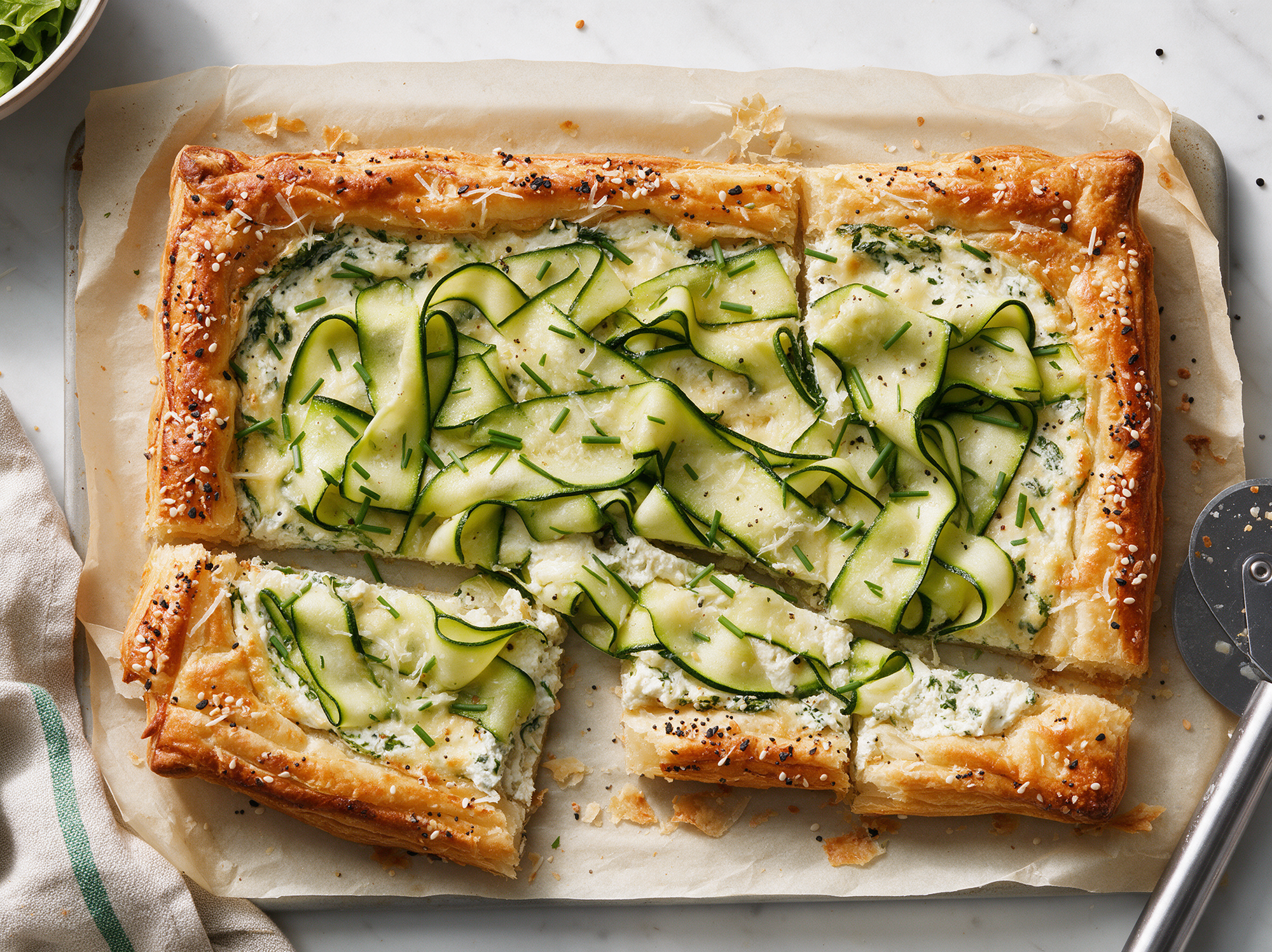 Plaattaart met courgette en kruidenricotta